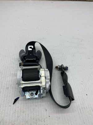 2020-2025 Hyundai Palisade Seat Belt Assembly with Pretensioner - Front (Used OEM)
