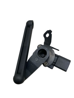 2022-2024 Audi e-tron GT Suspension Ride Height Level Sensor (Used OEM)