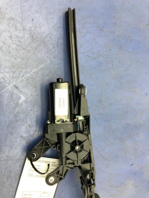 2010-2017 Audi S5 Black Convertible Seat Belt Motor Assembly - Right (Passenger) (Used OEM)