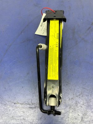 2012-2018 Audi A6 Emergency Spare Tire Scissor Jack (Used OEM)