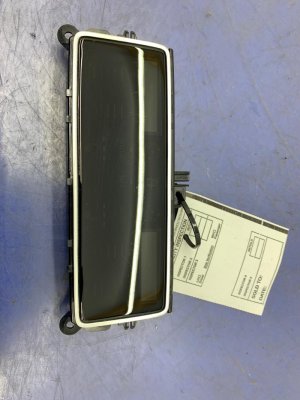 2020-2025 Audi Q7 Center Console Climate and Heated Seat Control - Rear (Used OEM)