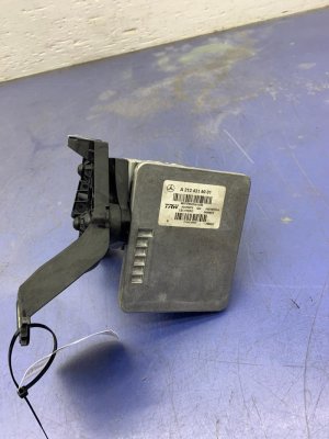 2019-2021 Mercedes-Benz CLS550 ABS Anti-Lock Brake Pump Assembly (Used OEM)