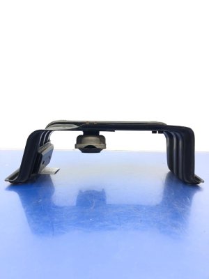 2012-2015 Mercedes-Benz ML350 Transmission Crossmember Support Mount Bracket (Used OEM)