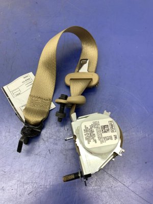 2018-2020 Ford F-150 Tan Inflatable Air Bag Seat Belt Assembly - Rear, Right (Passenger) (Used OEM)