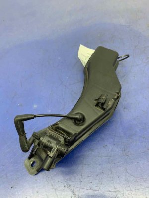 2010-2021 Lincoln Navigator Vacuum Valve Reservoir Tank (Used OEM)