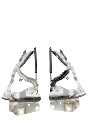 2020-2024 Toyota Camry Suspension Shock Absorber Set - Rear (Used OEM)