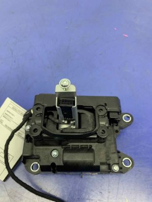2020-2024 Audi Q7 Transmission Gear Selector Shifter (Used OEM)