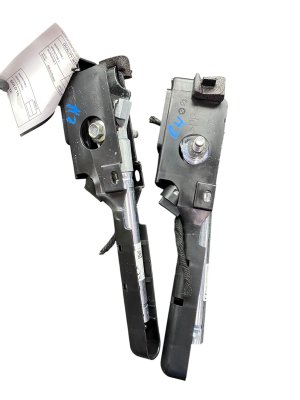 2015-2025 Nissan Murano Seat Belt Pretensioner Set - Front, Right (Passenger) (Used OEM)