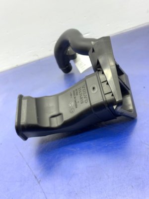 2019-2026 Volvo V60 Air Cleaner Intake Inlet Pipe Resonator (Used OEM)