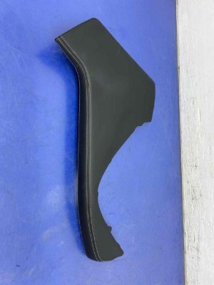 2019-2021 INFINITI QX80 Black Center Dash Radio Trim Panel (Used OEM)