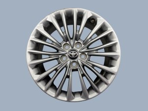 2019-2022 Toyota Avalon Silver 18x8 20-Spoke Bright Hyper Painted Alloy Wheel (Used OEM)
