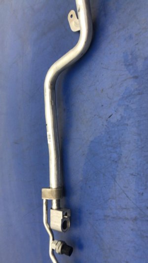 2016-2022 BMW 740i A/C Refrigerant Liquid Discharge Hose Assembly (Used OEM)