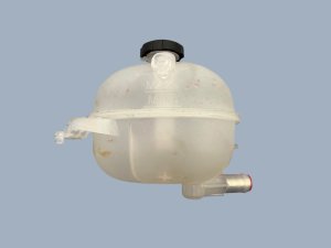 2021-2025 Kia Sorento Engine Coolant Reservoir Assembly (Used OEM)