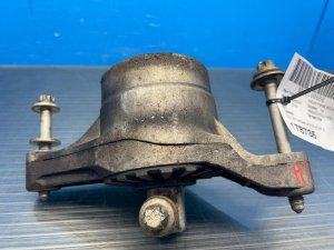 2014-2023 Maserati Ghibli Engine Mount Bracket (Used OEM)