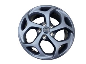 2017-2024 Chrysler Pacifica Black 18-Inch 10-Spoke Polished Alloy Wheel (Used OEM)