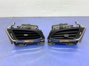 2015-2020 GMC Yukon XL Outer Dashboard Air Vent Grille Set - Front (Used OEM)