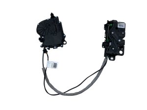 2018-2024 BMW X3 Door Latch Assembly - Front, Right (Passenger) (Used OEM)