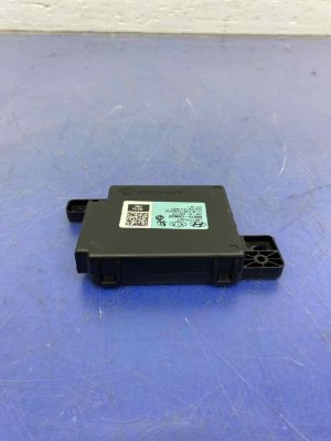 2022-2024 Hyundai Santa Cruz Seat Heater Temperature Control Module - Front (Used OEM)