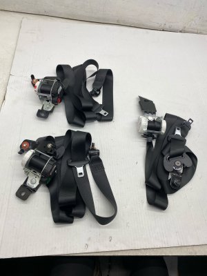 2020-2025 Kia Telluride Third Row Seat Belt Assembly Set - Rear, Right (Passenger) (Used OEM)