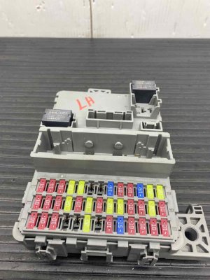 2018-2022 Honda Odyssey Cabin Fuse Box - Front (Used OEM)