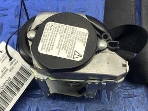 2014-2021 Maserati Ghibli Black Seat Belt Assembly with Pretensioner - Front (Used OEM)
