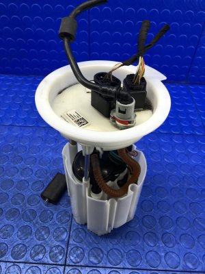 2014-2019 BMW i8 Tank Mounted Fuel Pump and Sender Assembly (Used OEM)