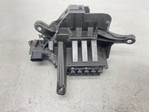 2015-2020 Mercedes-Benz C280 Negative Battery Terminal Jumper Fuse Box (Used OEM)