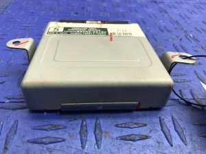 2008-2009 Lexus LS600h Suspension Control Module (Used OEM)