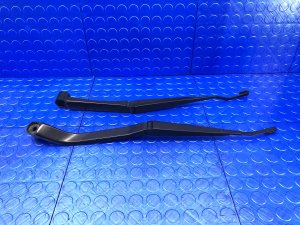 2016-2024 Mazda MX-5 Miata Windshield Wiper Arm Set - Front (Used OEM)