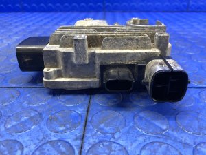 2011-2018 Porsche Cayenne Oil Pump Control Module (Used OEM)