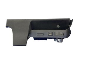 2025-2026 Toyota Camry Black Front Dash USB Charging Port with Trim Cover (Used OEM)