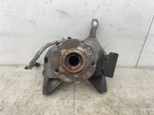 2020-2023 McLaren GT Steering Knuckle Spindle with Hub and Bearing - Front, Right (Passenger) (Used OEM)