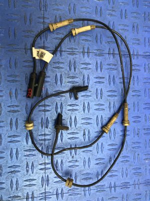 2018-2023 BMW M5 ABS Wheel Speed Sensor Set - Front (Used OEM)