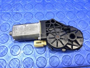 2014-2020 Mercedes-Benz S320 Seat Recline Adjustment Motor - Front (Used OEM)