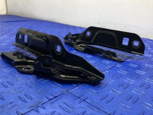 2016-2020 Cadillac CT6 Hood Hinge with Pedestrian Detection - Front, Right (Passenger) (Used OEM)