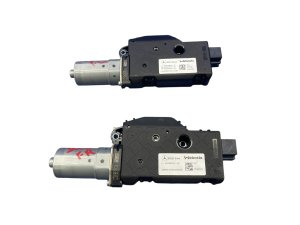 Mercedes-Benz Sclass Panoramic Sunroof Glass and Sunshade Motor Set - Front (Used OEM)