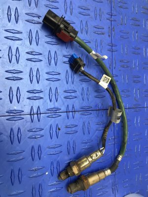 2020-2025 Lincoln Aviator Upper and Lower Oxygen Sensor Set (Used OEM)