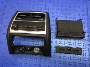 2016-2018 BMW 750i Center Console Temperature Control Module with Heated Seats - Rear (Used OEM)