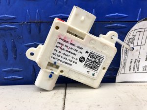 2017-2019 Genesis G90 Door Interior Trim Panel - Front, Right (Passenger) (Used OEM)