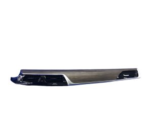 2017-2020 BMW 530i Dashboard Air Vent Grilles with Ignition Switch and Wood Grain Trim - Front (Used OEM)