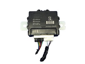 2021-2025 Toyota Sienna Side/Door Mirror Control Module - Front (Used OEM)