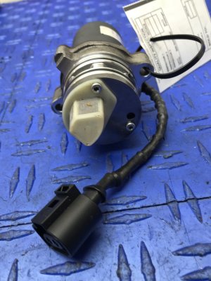 2012-2020 Audi A3 Differential Axle Carrier Oil Pump - Rear (Used OEM)