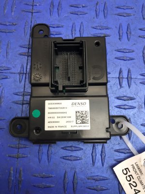 2017-2019 Alfa Romeo Giulia Front Climate Control Module (Used OEM)