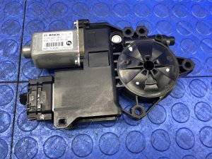 2017-2022 Genesis G90 Door Power Window Motor - Front, Left (Driver) (Used OEM)
