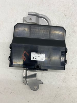 2024 Toyota Grand Highlander Transfer Case Traction Control Module (Used OEM)