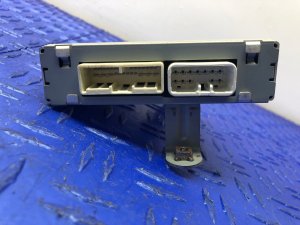 2011-2012 Lexus LS600h Seat Climate Control Module - Front (Used OEM)
