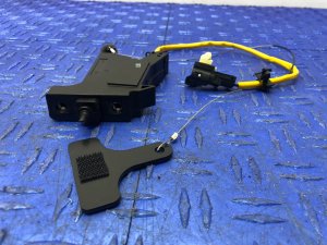 2017-2020 Genesis G80 Fuel Filler Door Lock Actuator with Emergency Release Handle (Used OEM)
