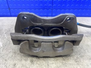 2018-2025 Honda Odyssey Dual Piston Disc Brake Caliper - Front, Right (Passenger) (Used OEM)