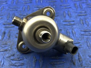 2019-2021 BMW M2 High Pressure Fuel Injection Pump (Used OEM)