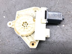 2017-2023 Mercedes-Benz E350 Door Window Motor - Front, Left (Driver) (Used OEM)
